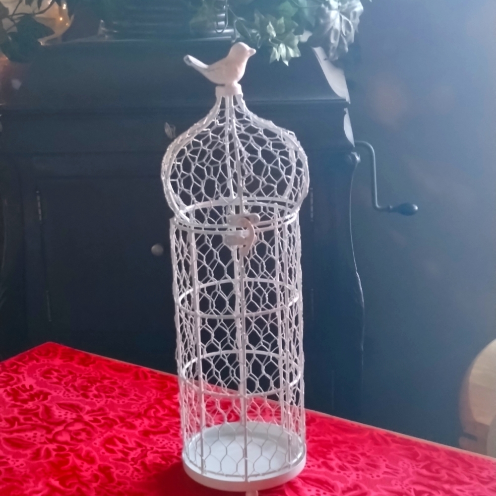 Birdcage Decor